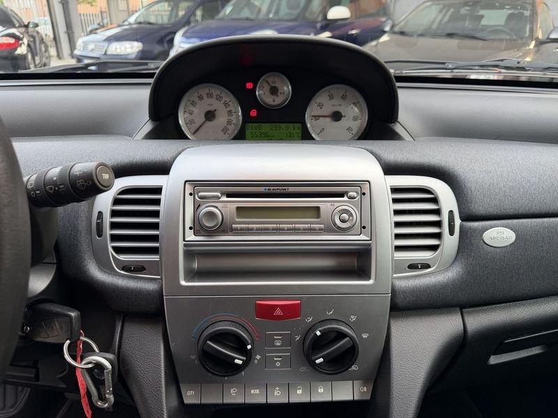 Lancia Ypsilon Ypsilon 1.2 8v ARGENTO KM REALI !!! IDONEA NEOPATENTATI