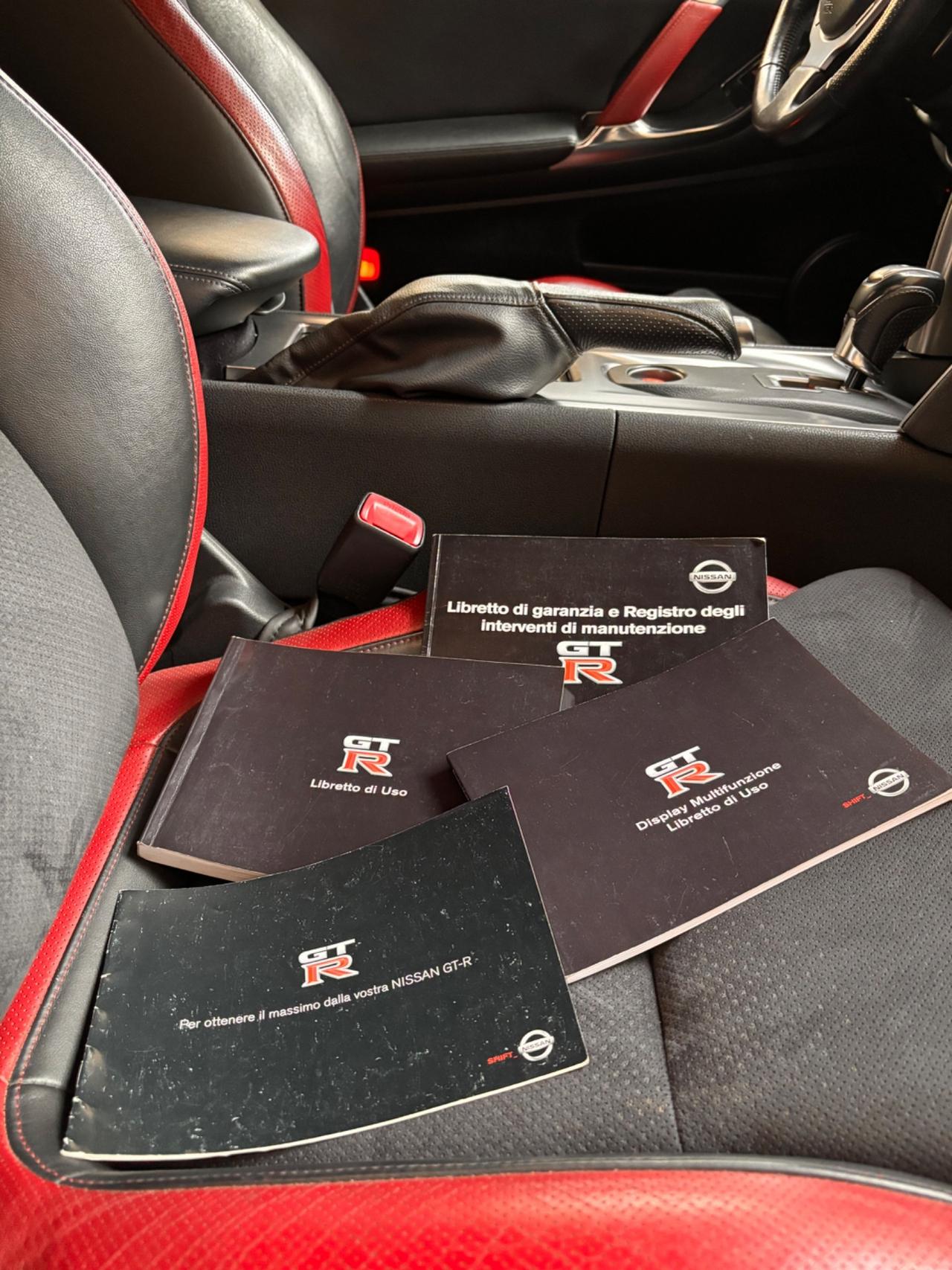 Nissan GTR 3.8 V6 Black Edition