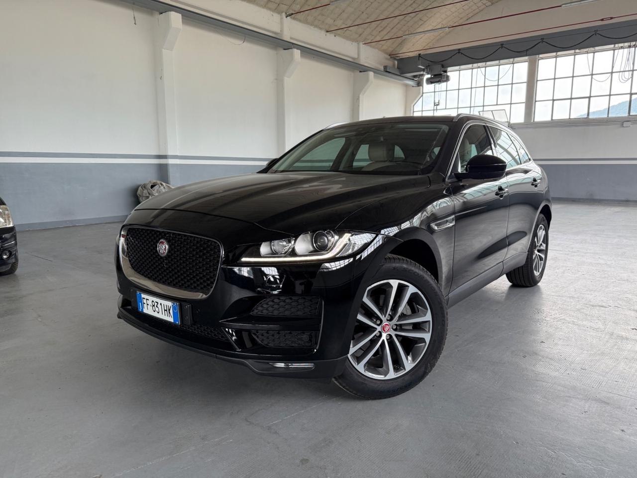 Jaguar F-Pace 2.0 D 180 CV 2016 euro6