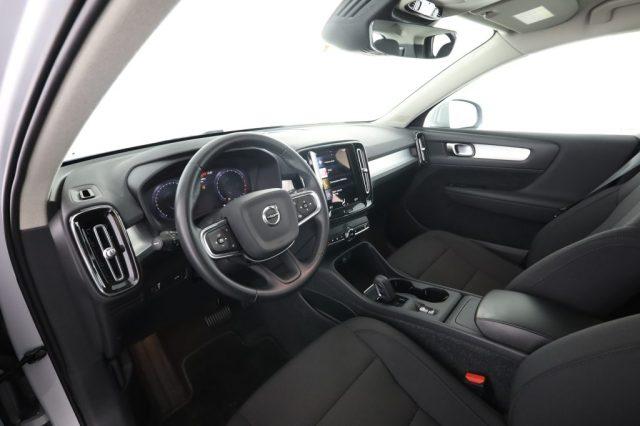 VOLVO XC40 XC40 B4 AWD Geartronic Momentum Pro