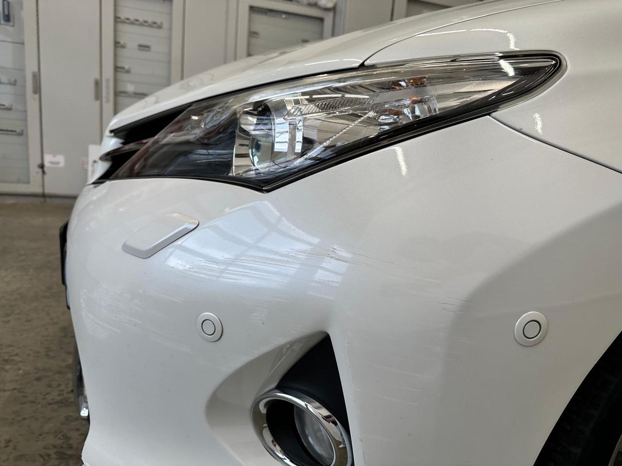 Toyota Auris 5p 1.8h Lounge