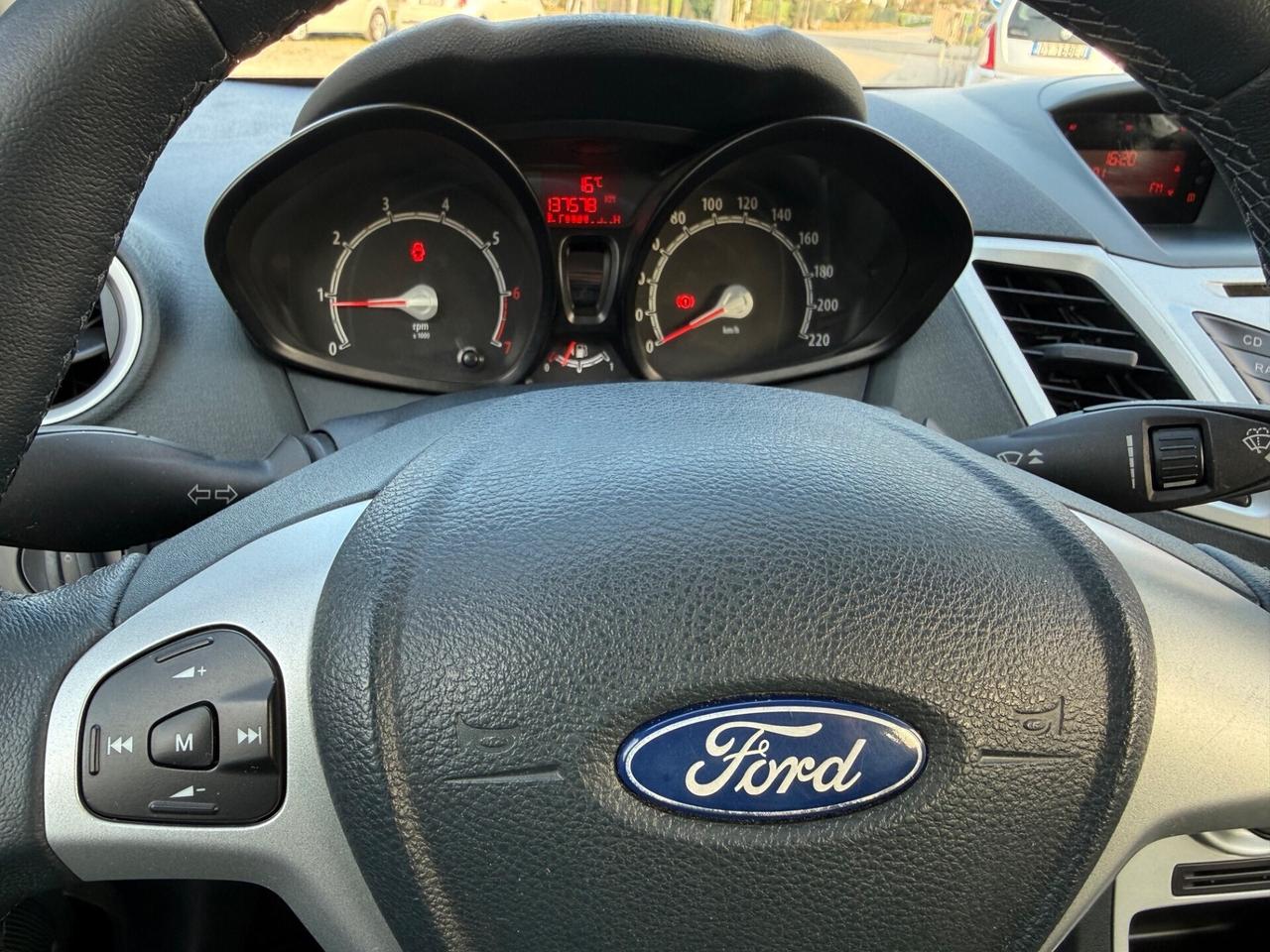 Ford Fiesta 1.4 16V 5p.Bz.- GPL Business UNICO PRO