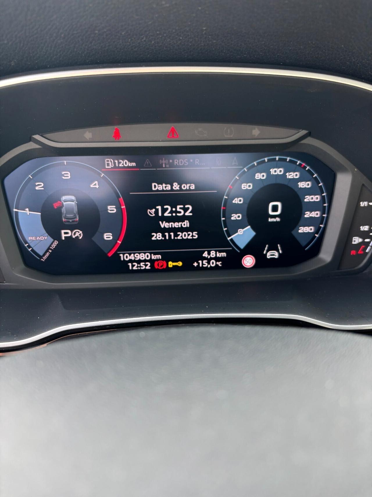 Audi Q3 35 TDI S tronic Business