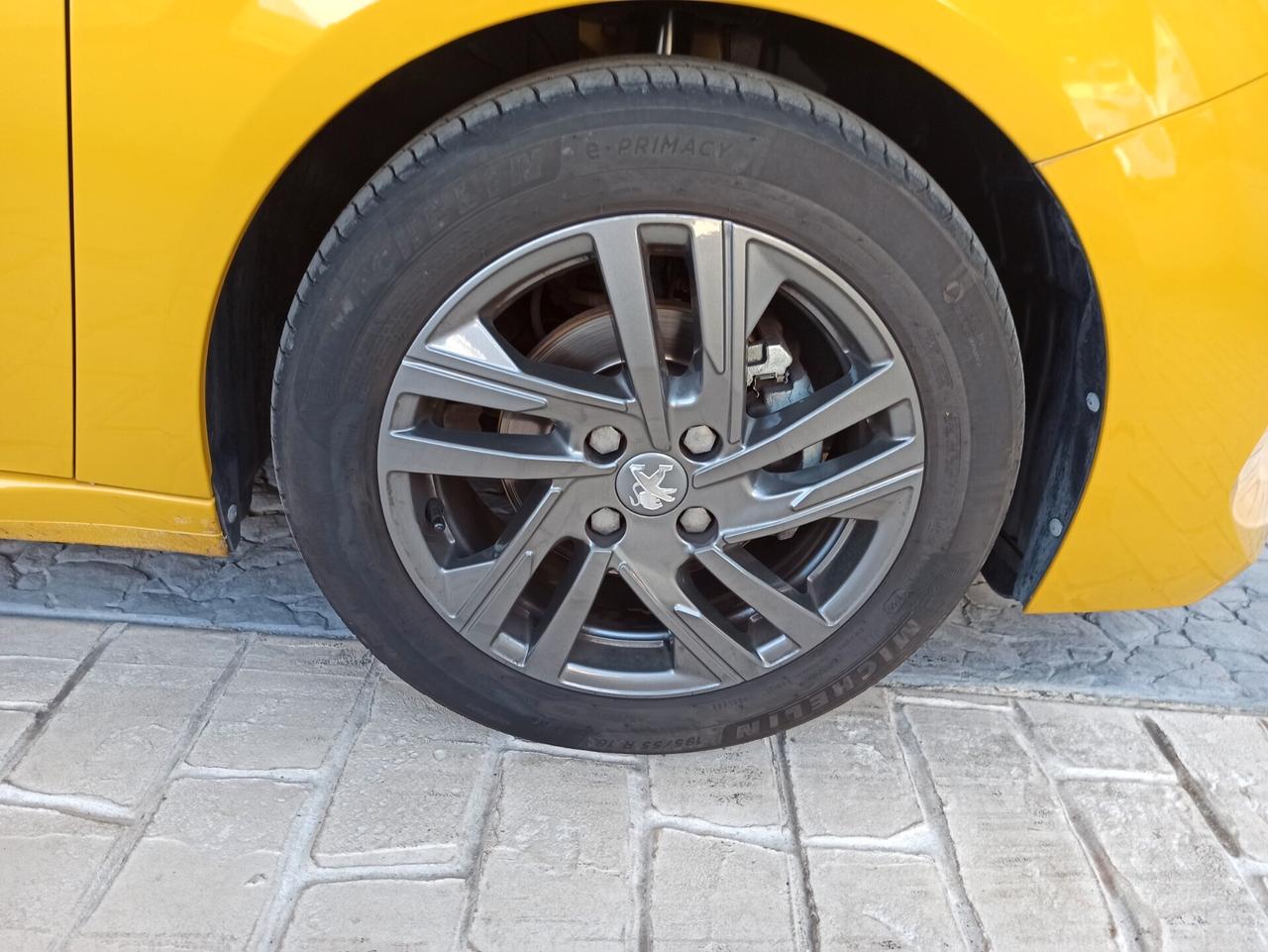 Peugeot 208 PureTech 75 Stop&Start 5 porte Active pack