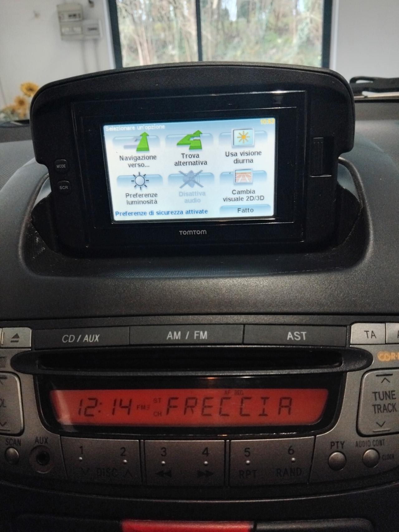 Toyota Aygo 1.0 12V VVT-i 5 porte Deep Ocean Connect