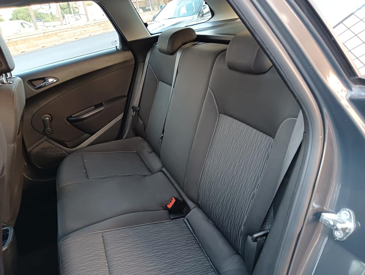 Opel Astra 1.7 CDTI 110CV