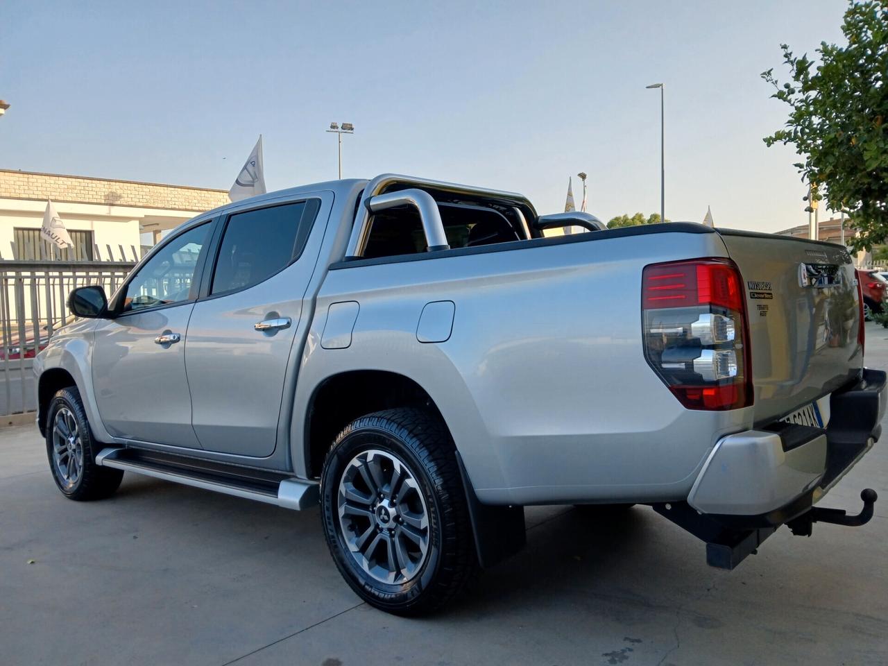 MITSUBISHI New L200 Intense 2.200 DI-D 150cv 4WD