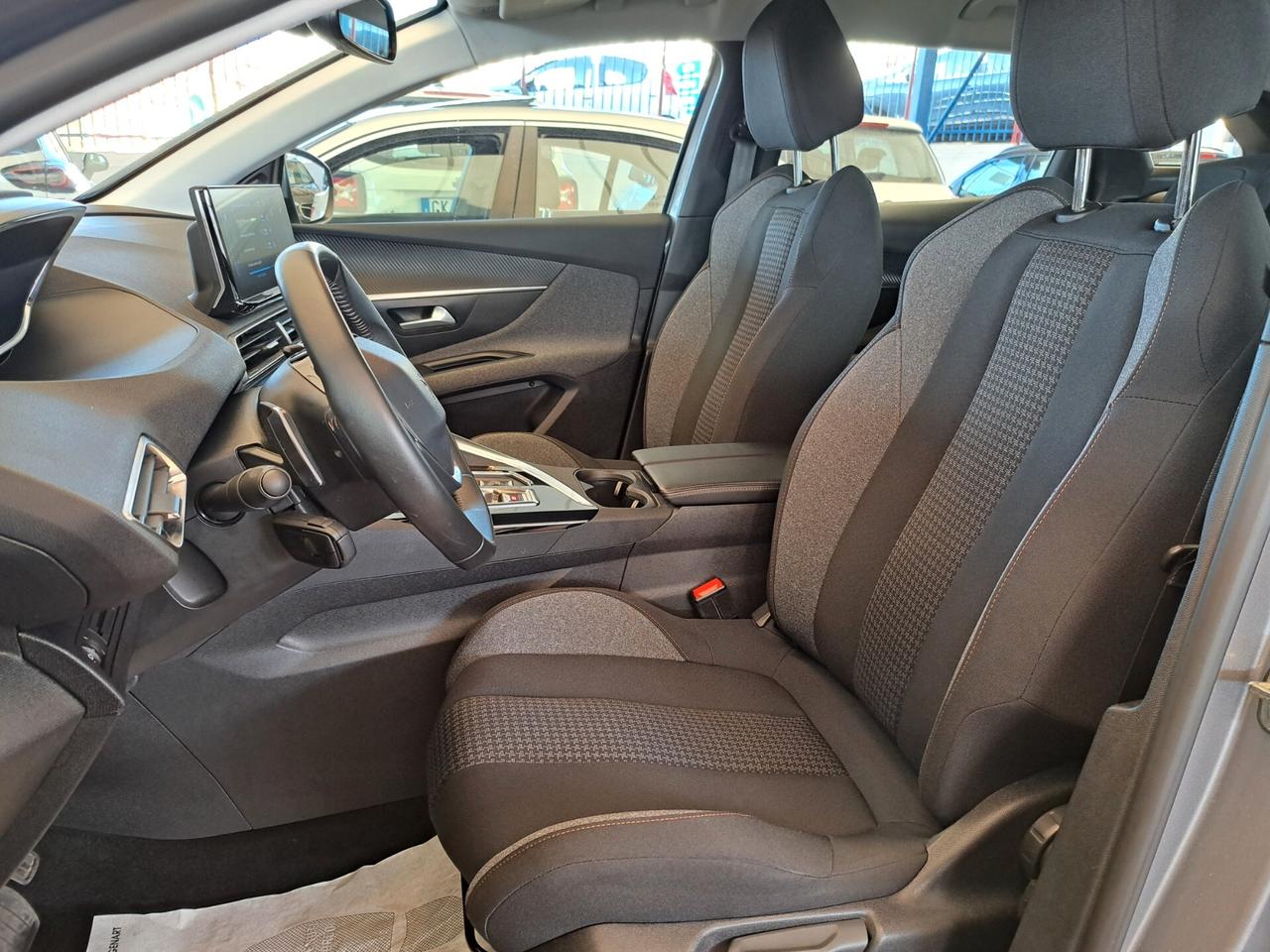 Peugeot 3008 1.5 BlueHDi 130CV S&S Active Business