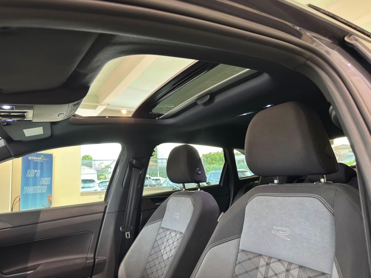 VOLKSWAGEN Taigo 1.0 tsi R-Line 115cv - TETTO APRIBILE
