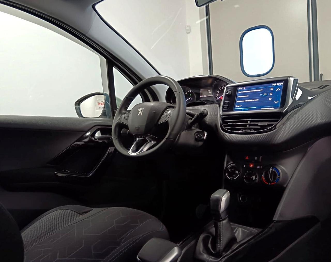 Peugeot 2008 Blue HDi 100 cv Allure