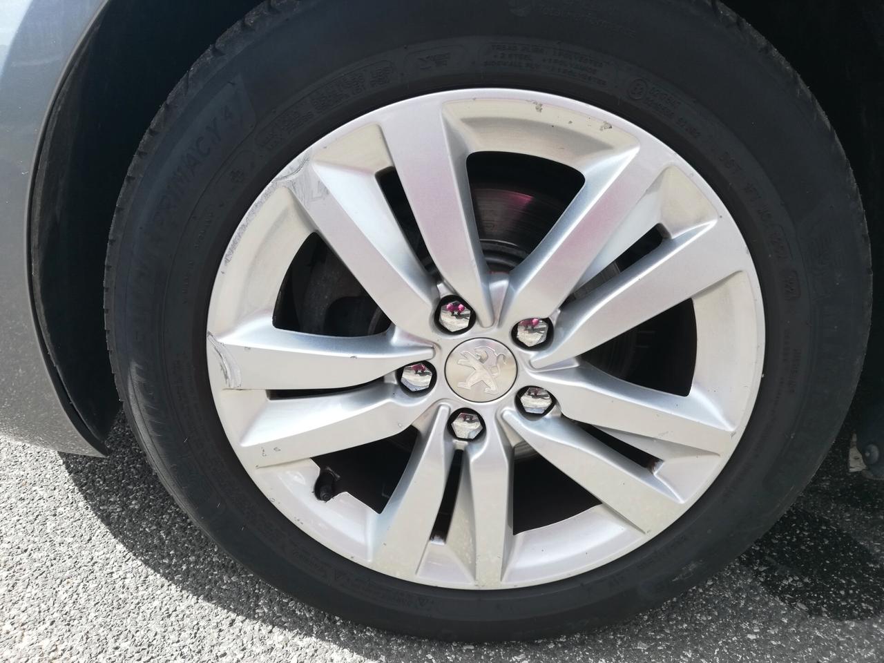 Peugeot 308 BlueHDi 120 S&S Allure