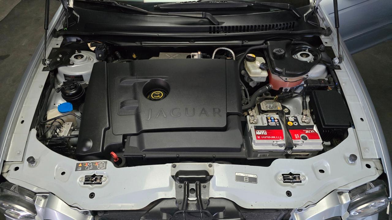 Jaguar X-Type 2.2D cat Premium Luxury