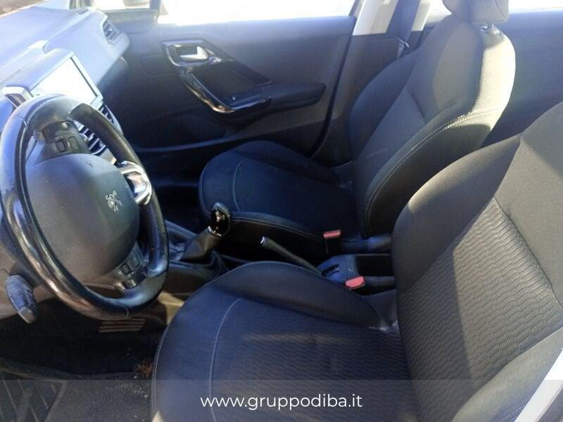 Peugeot 208 I 2015 Benzina 5p 1.2 puretech Allure s&s 82cv neopatentati