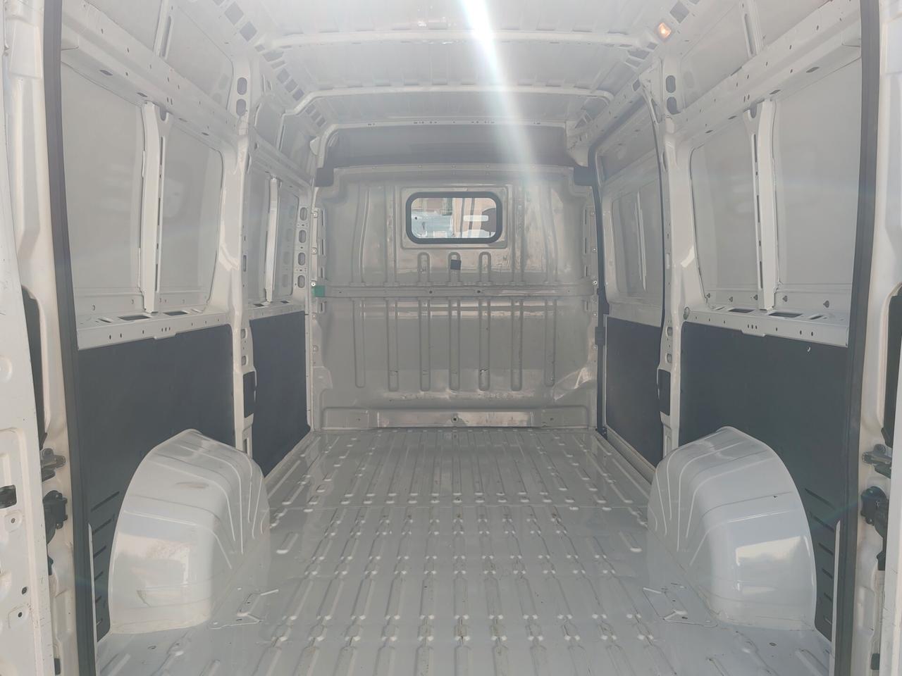 Peugeot Boxer 2.0 HDI 130 CV Tetto Alto