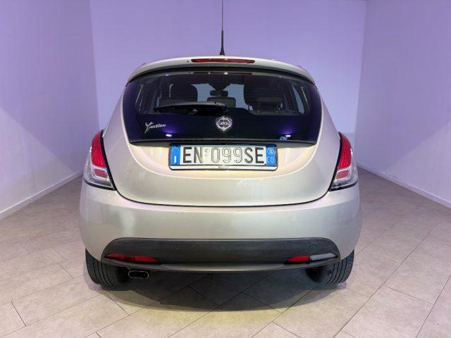 LANCIA Ypsilon 1.2 69 CV 5 porte GPL Ecochic Gold