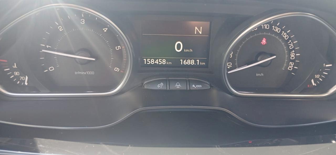 Peugeot 2008 1.6 e-HDi 92 CV ETG6 Allure - 2014