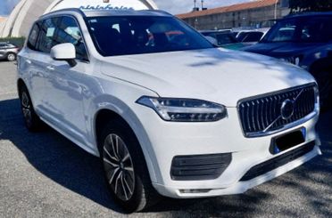 Volvo XC 90 XC90 B5 (d) AWD Geartronic Momentum Pro