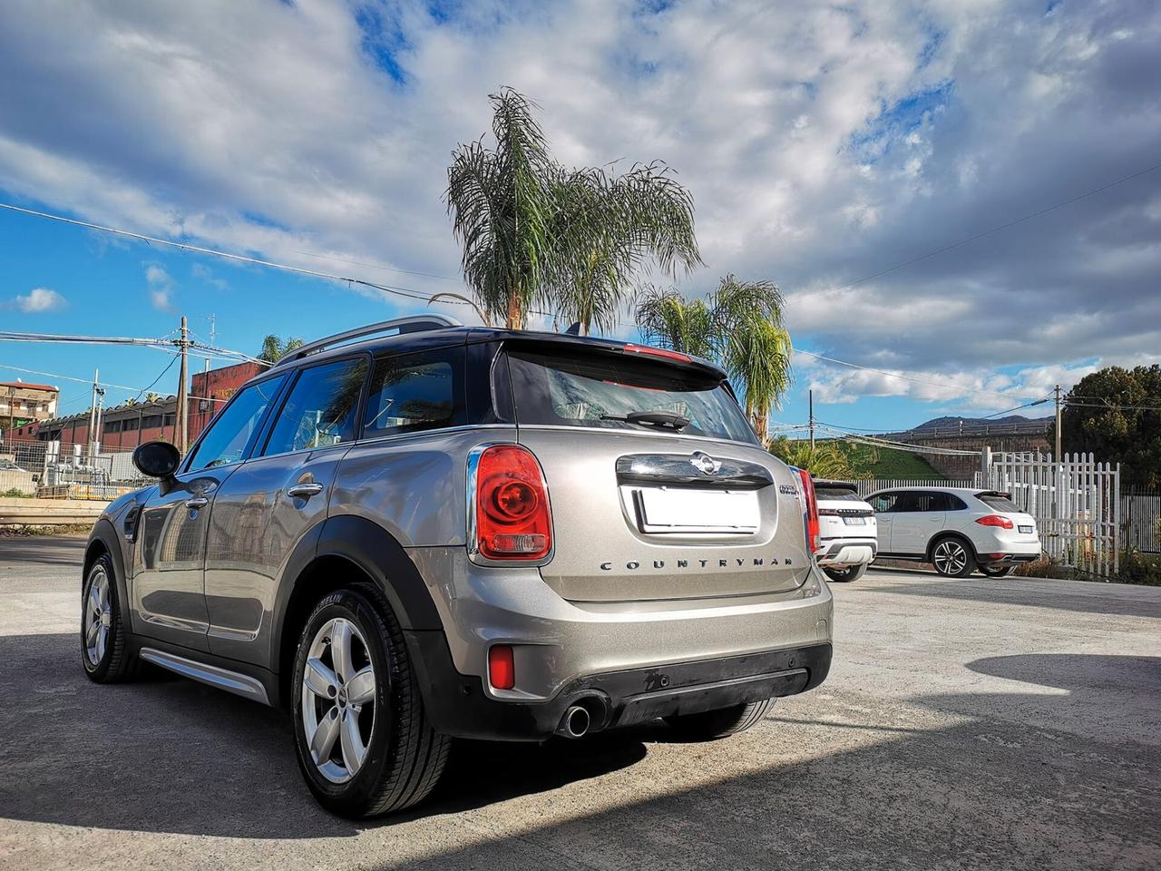 Mini Cooper D Countryman 2.0 Business aut 2018