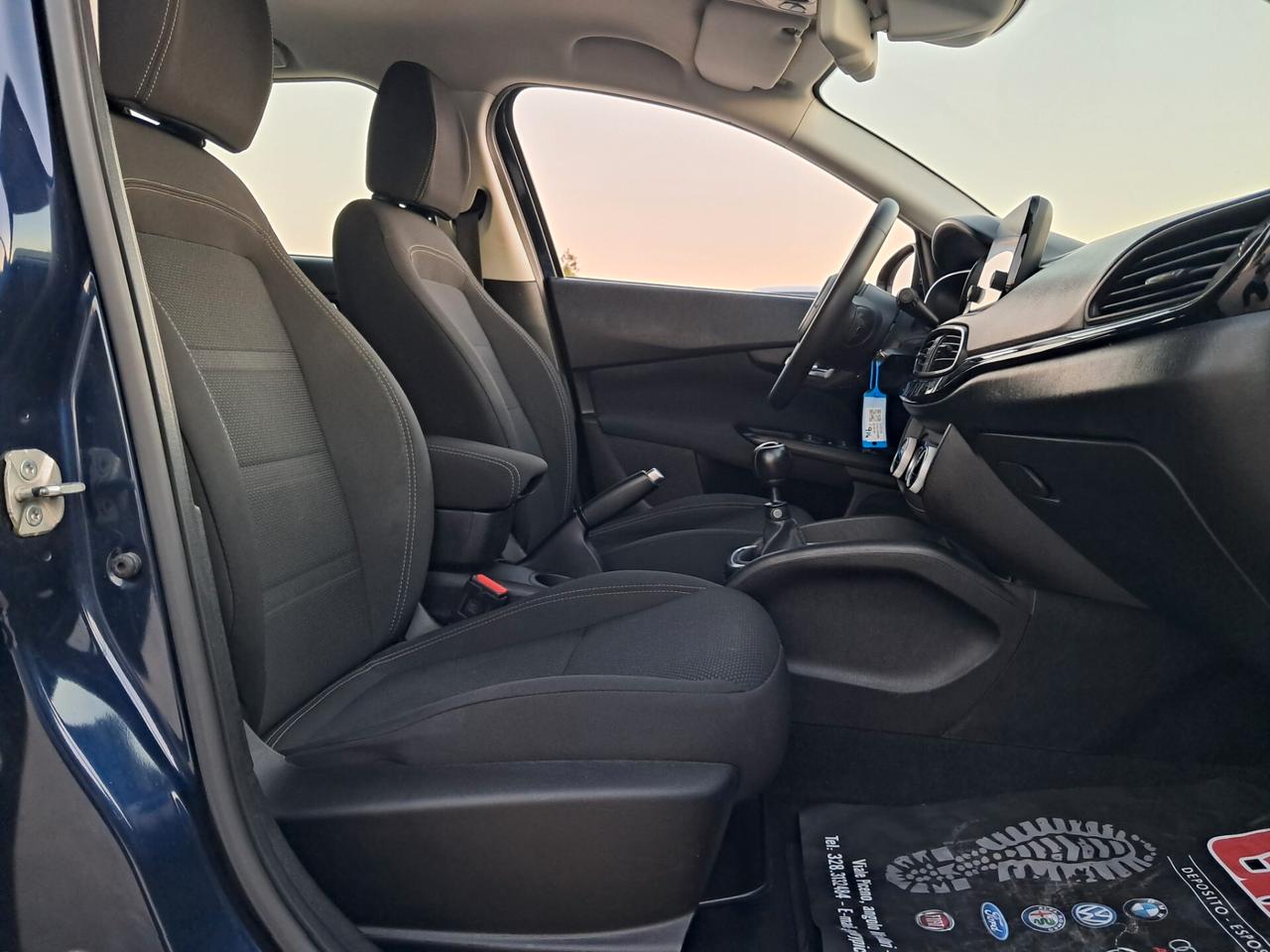 Fiat Tipo 1.6Mtj 120cv-Lounge*NAVI*LED*VIRTUAL