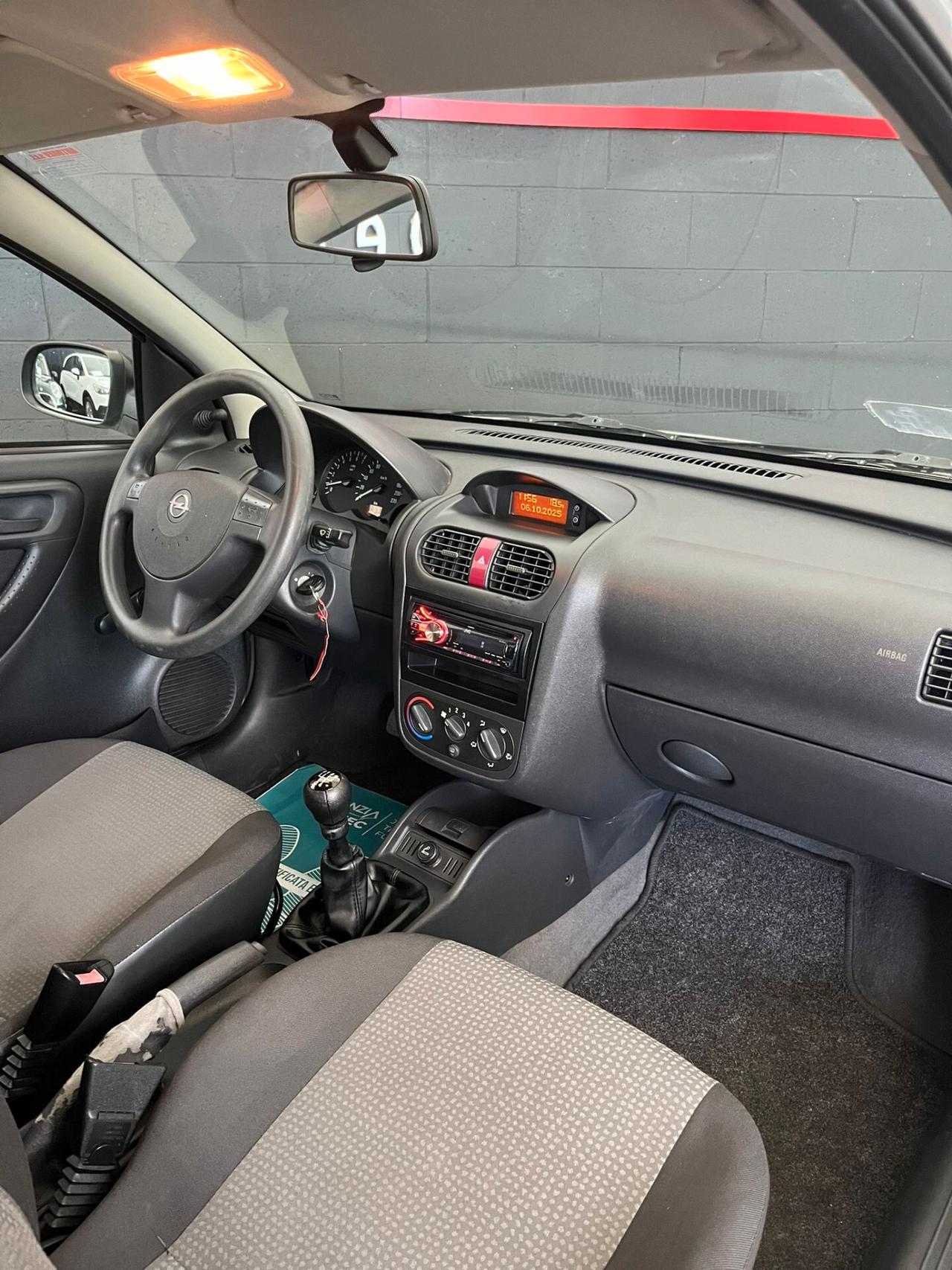 Opel Corsa 1.2i 16V cat 3 porte Silverline