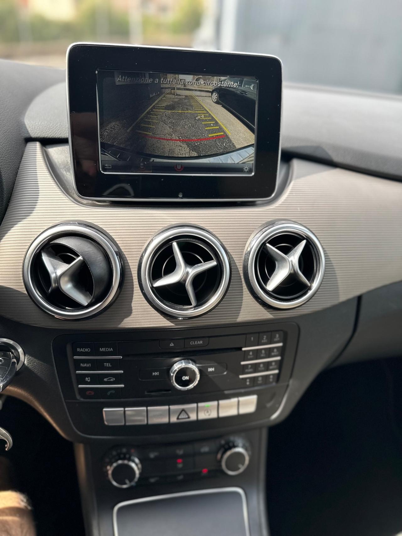 Mercedes-benz B 180 B 180 d Business