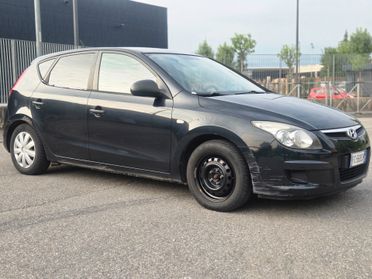 Hyundai i30 1.6 CRDi VGT 16V 90CV 5p.