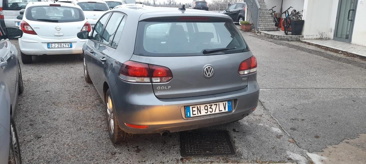 Volkswagen Golf 1.6 TDI DPF DSG 5p. Highline