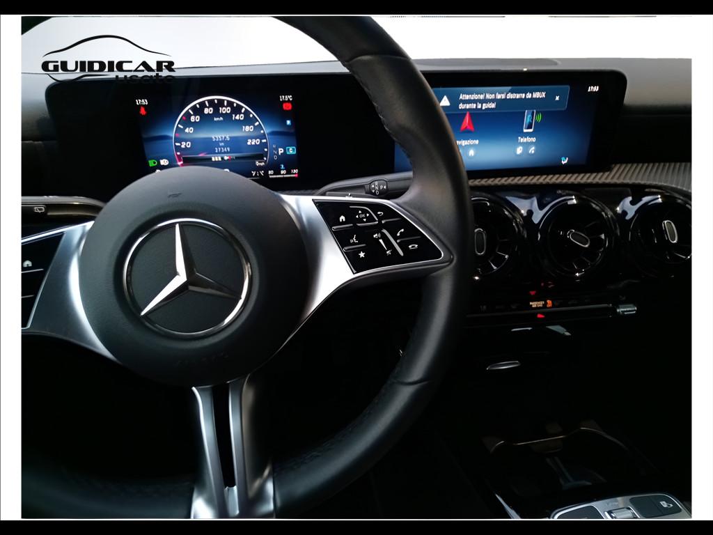 Mercedes-Benz Classe A - W177 2023 - A 180 d Advanced auto