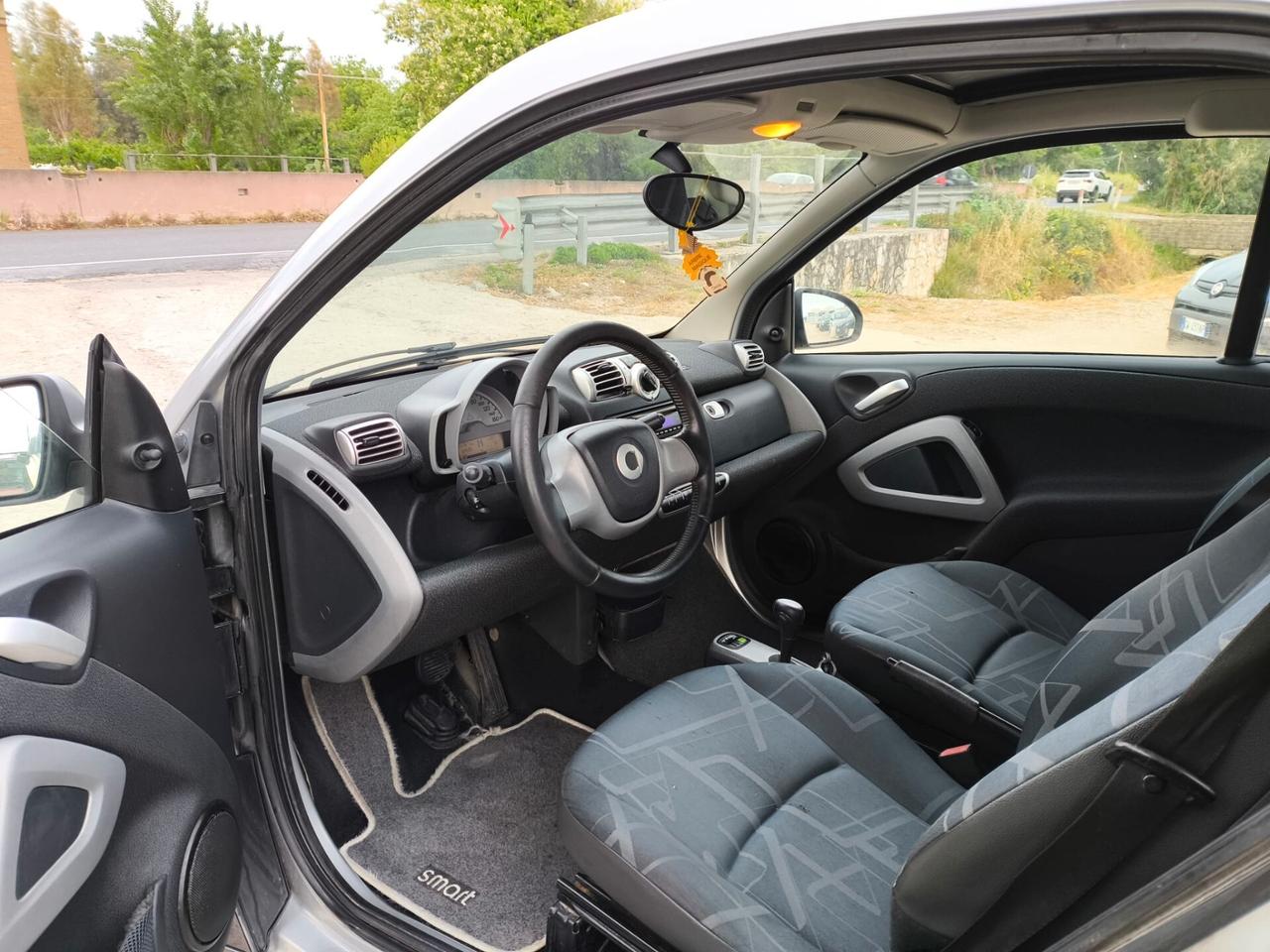 Smart ForTwo 1000 62 kW coupé passion