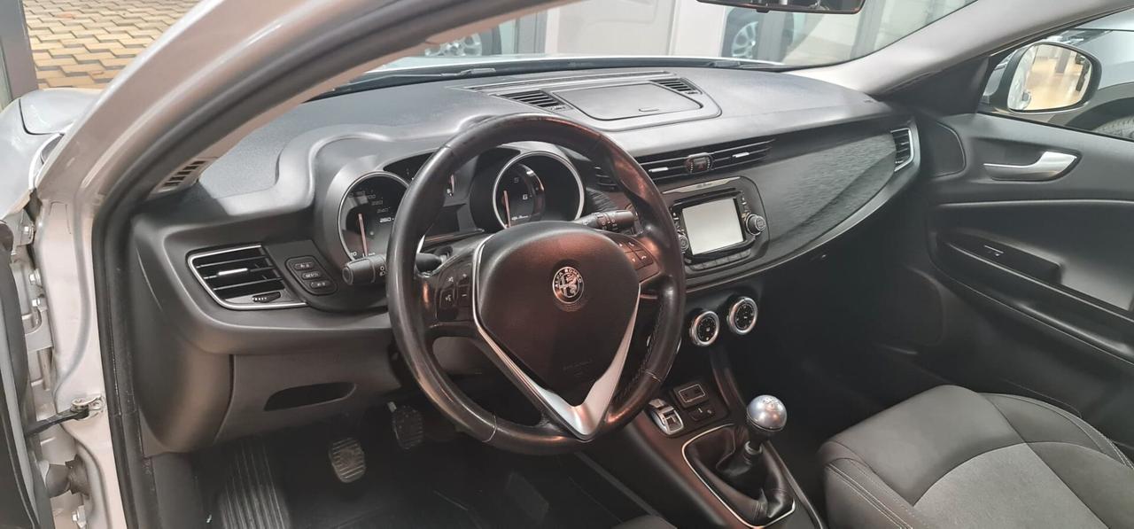 Alfa Romeo Giulietta 1.6 JTDm 120 CV