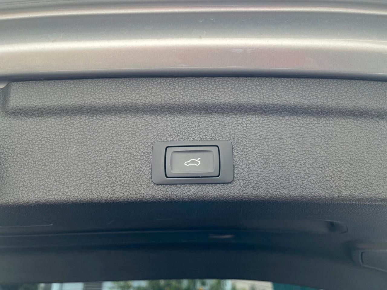 Audi Q3 SPB 35 TDI quattro edition