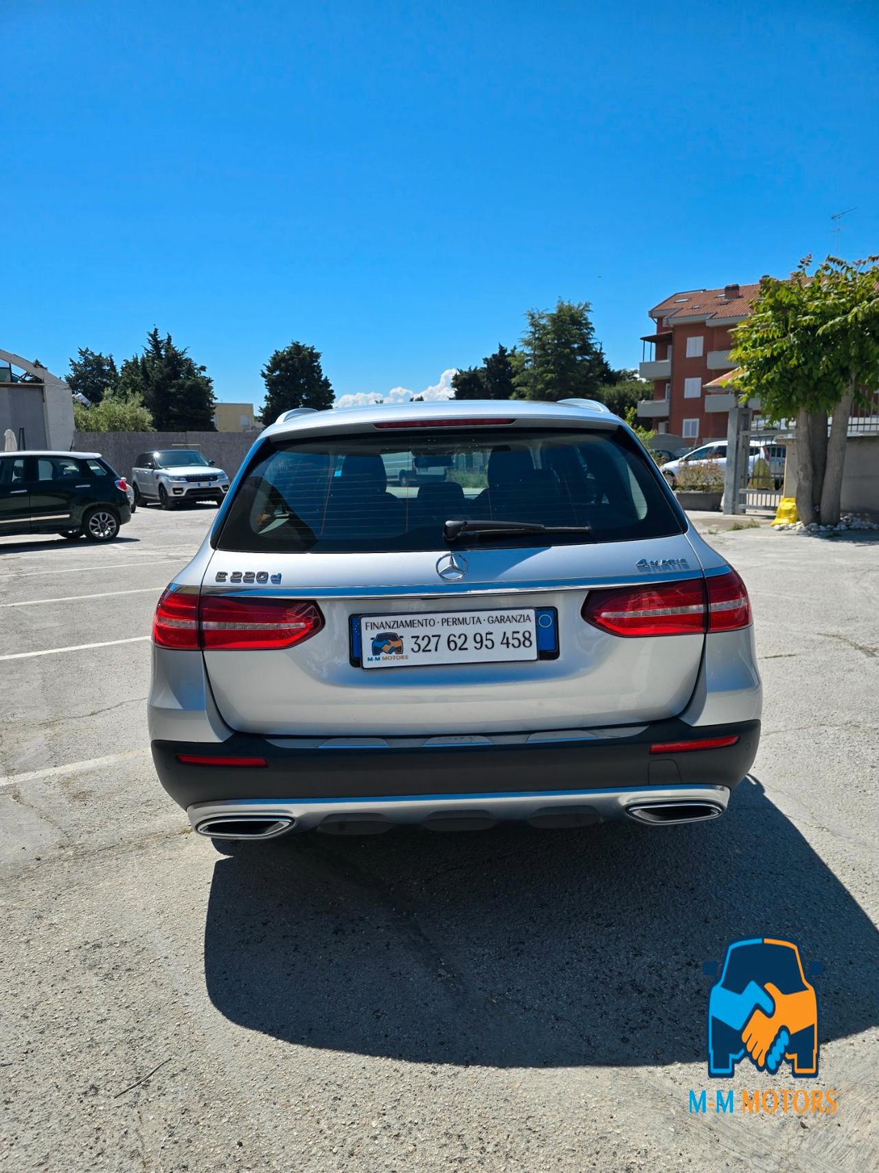 Mercedes E 220 D Premium 4Matic 9G-Tronic Plus Station Wagon All-Terrain