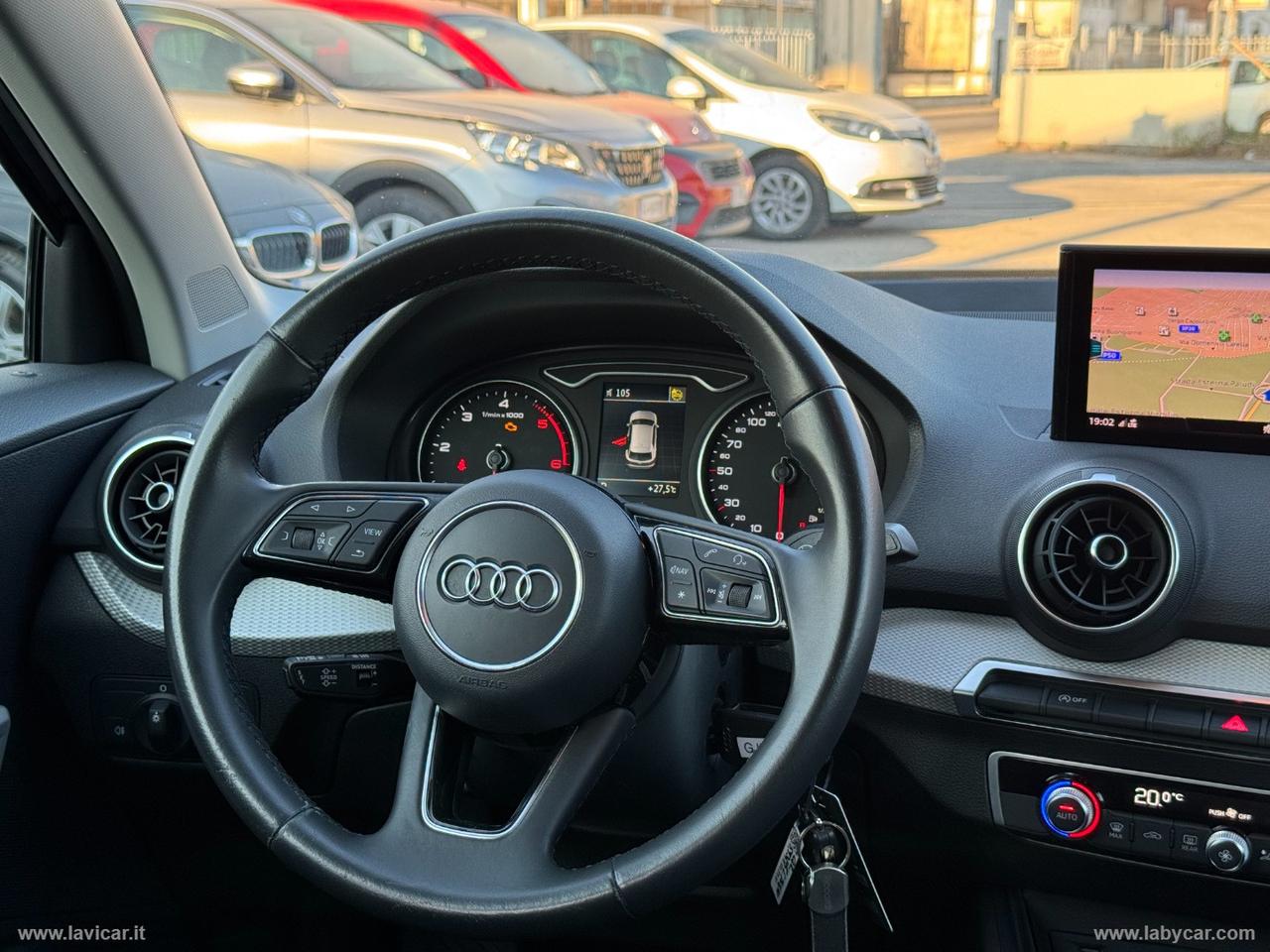 AUDI Q2 35 TDI quattro S tr. Identity Black