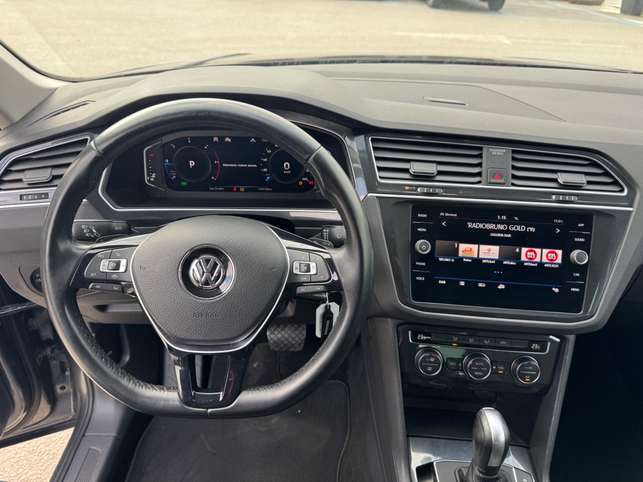 Volkswagen Tiguan 2.0 TDI R-LINE DSG