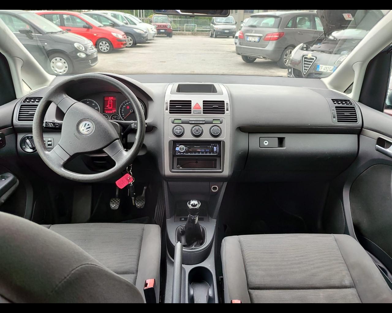 VOLKSWAGEN 2.0 Trendline Ecofuel 7 Posti