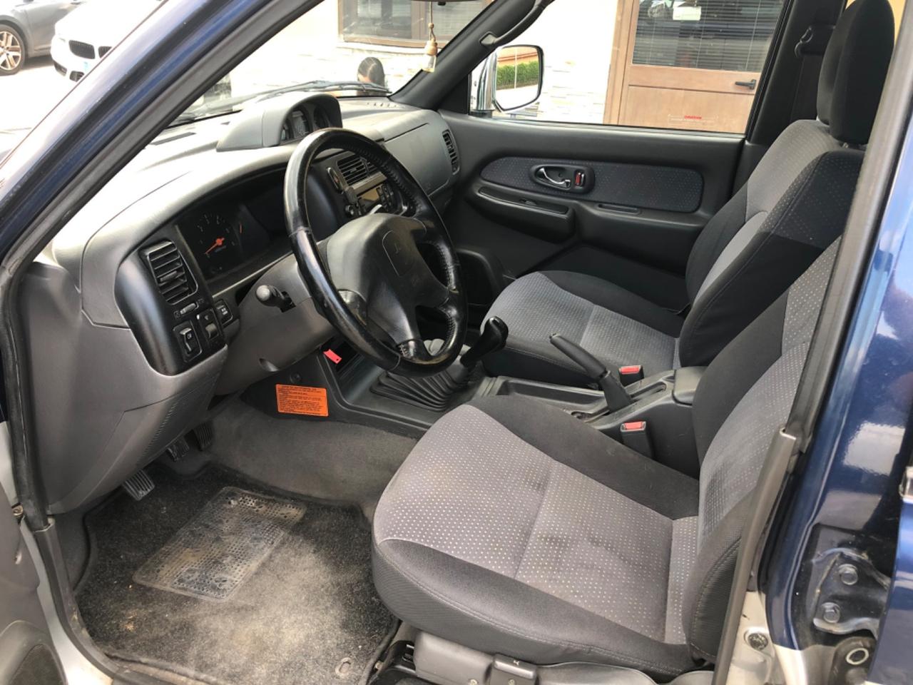 Mitsubishi L200 2.5 TDI 115 cv 4x4 anno 2002