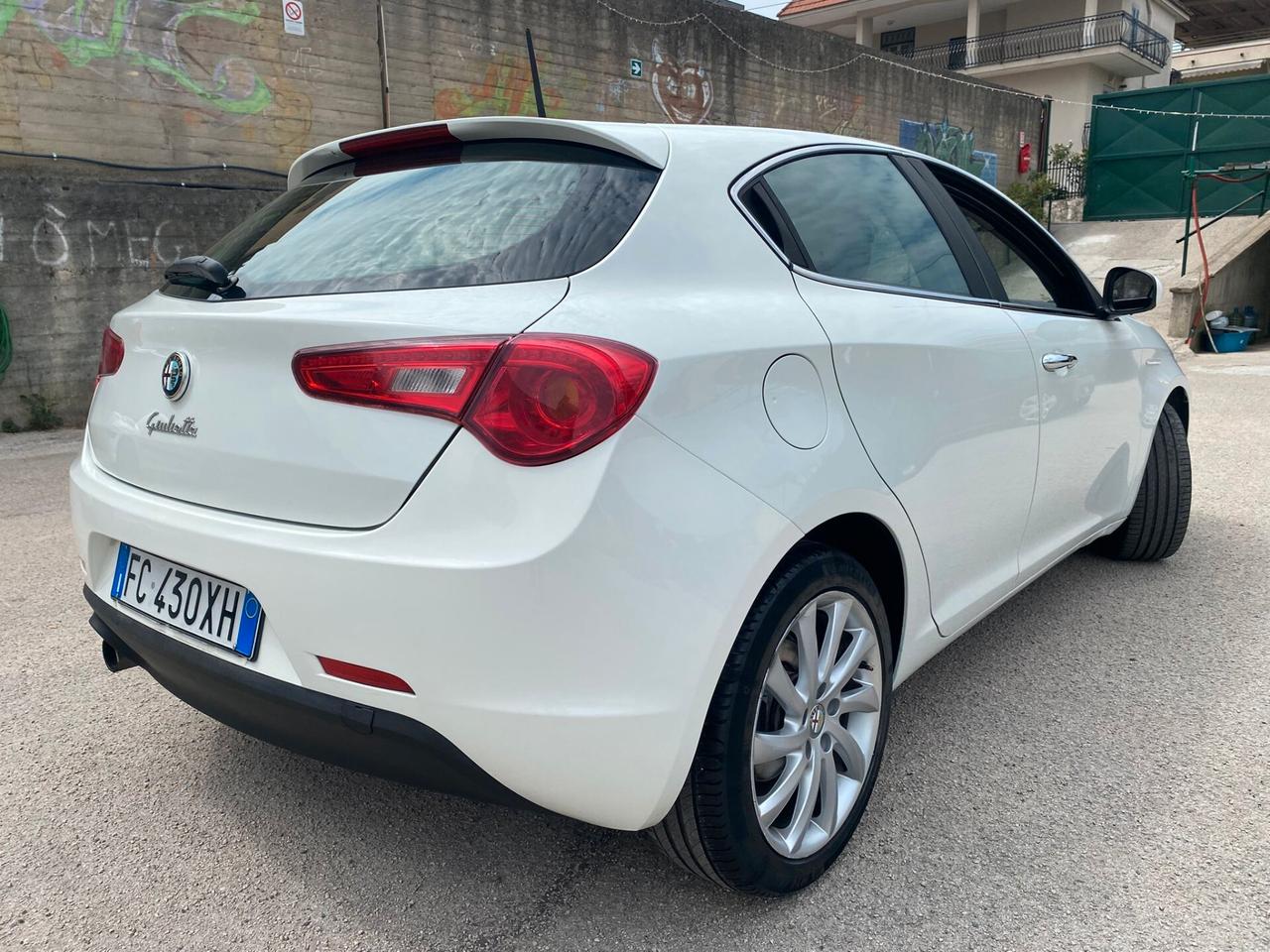 Alfa Romeo Giulietta 1.6 JTDm 120 CV full 2016