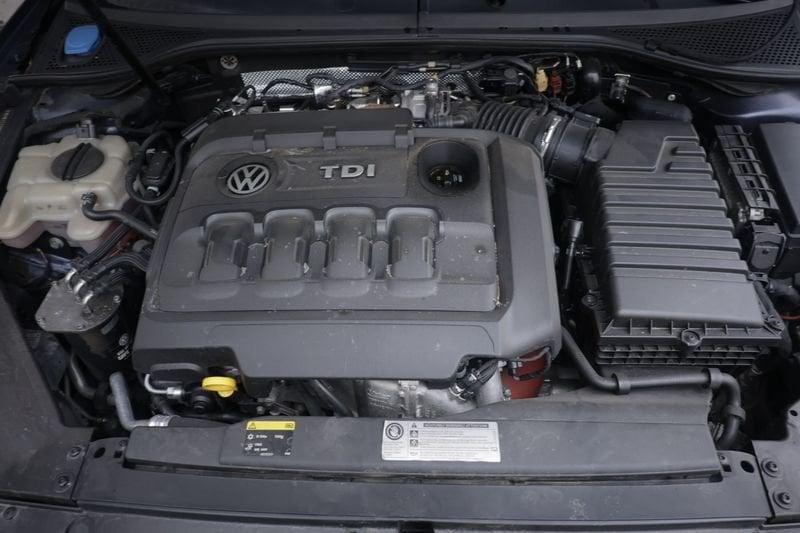 Volkswagen Passat Alltrack 2.0 TDI 240 CV 4motion DSG Executive BMT Unicoproprietario