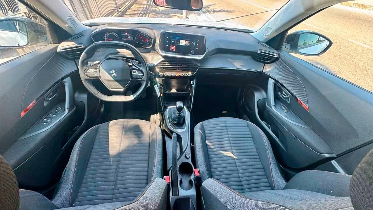 PEUGEOT 2008 1.5 BlueHDi 110 CV