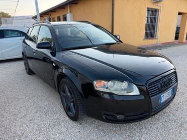 Audi A4 2.0 16V TDI Avant TOTAL BLACK