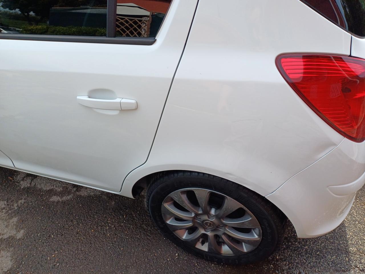 Opel Corsa 1.2 85 CV 5 porte anche Neopatentati Euro 5