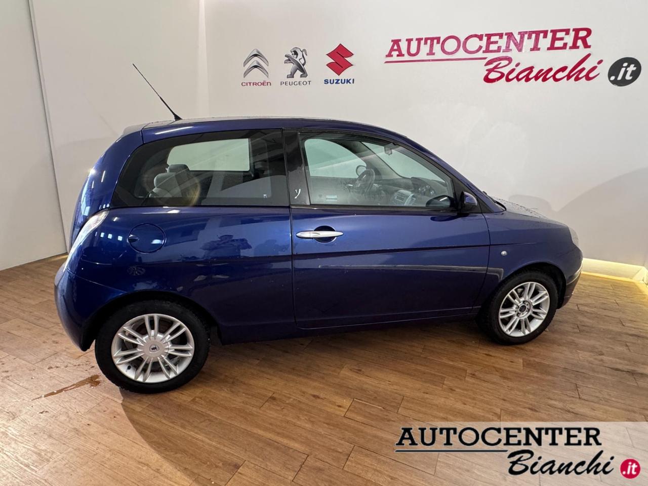 Lancia Ypsilon 3 Porte Ypsilon 1.2 8v