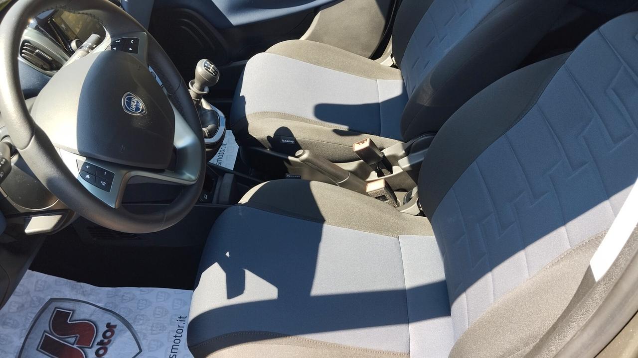LANCIA YPSILON 1.0 HYBRID -GARANZIA FULL