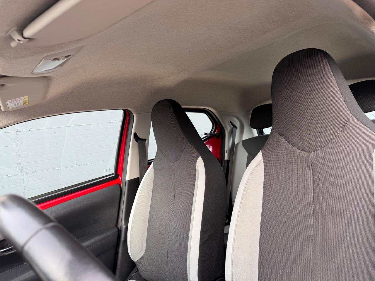 Toyota Aygo 1.0 69 CV 5 porte x-play - 2017