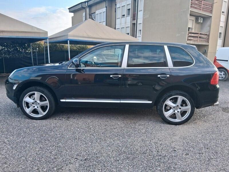 Porsche Cayenne 4.5 cat S