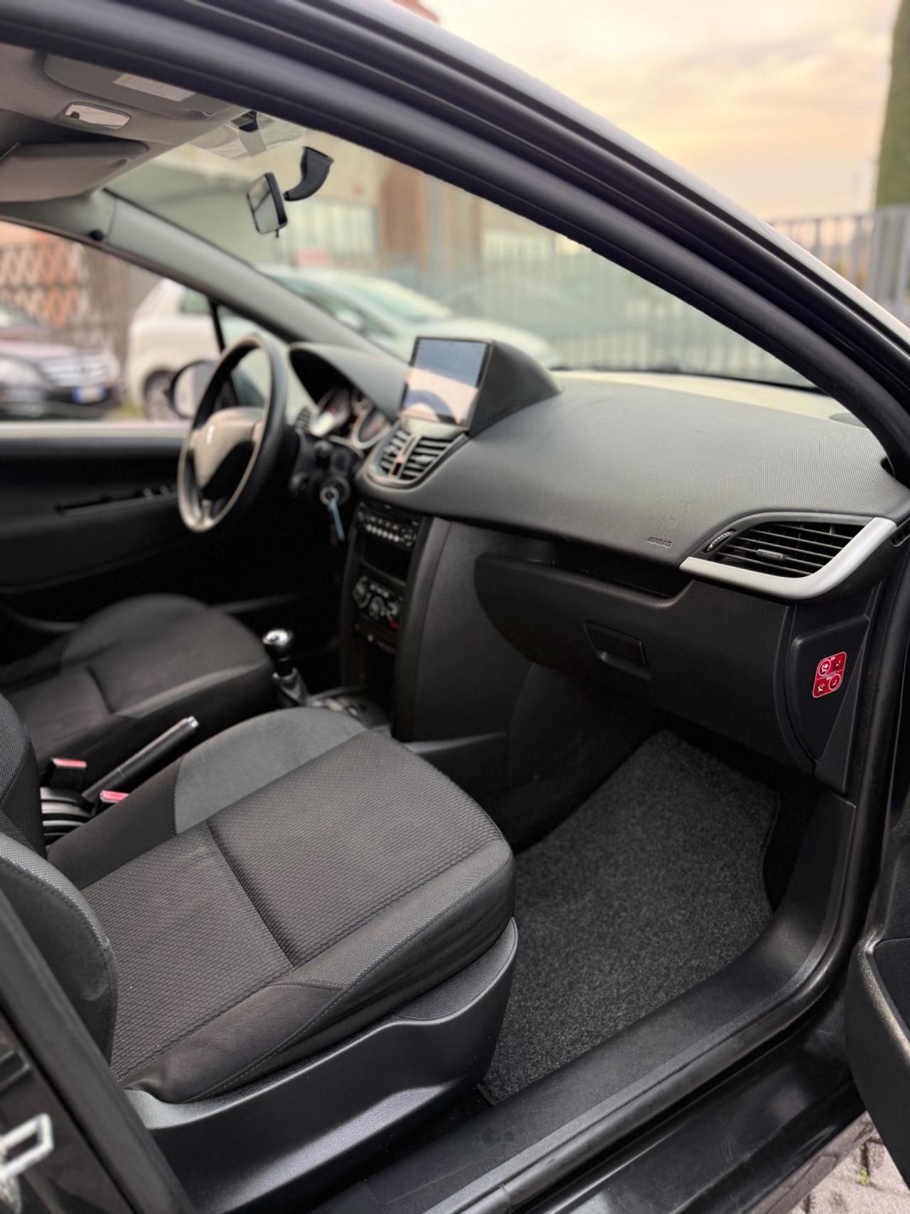 Peugeot 207 1.4 VTi 95CV 5p. XS