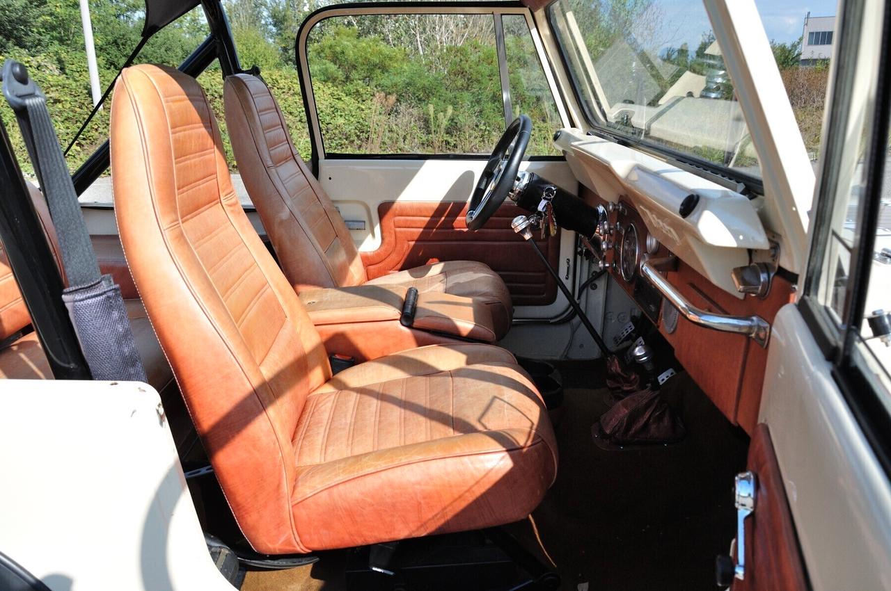 Jeep CJ-7 Golden Eagle 5.0 V8 AMC 304
