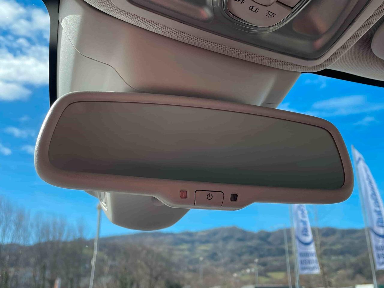 Fiat 500L Living 1.6 Multijet 105 CV Lounge 7 POSTI / NEOPATENTATI