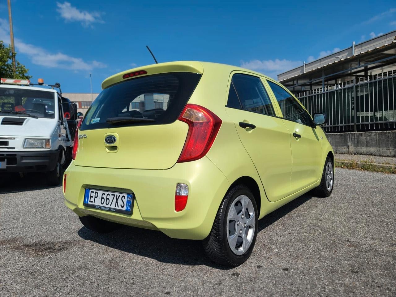 Kia Picanto 1.0 BENZ SOLO 28.000 KM