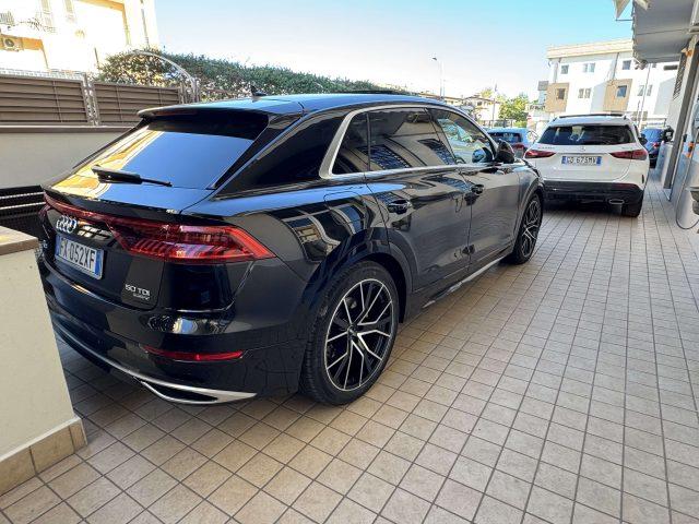 AUDI Q8 50 3.0 tdi S-line Tetto cerchi 22 quattro